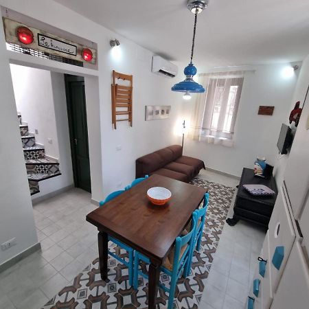 Casa Viotti Le Fuoriserie Palermo Bagian luar foto