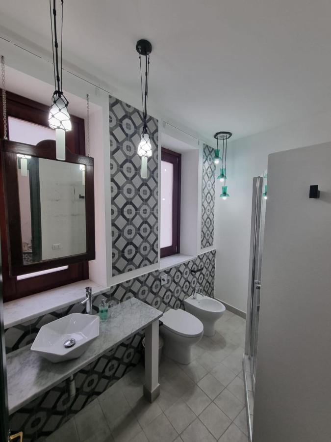 Casa Viotti Le Fuoriserie Palermo Bagian luar foto