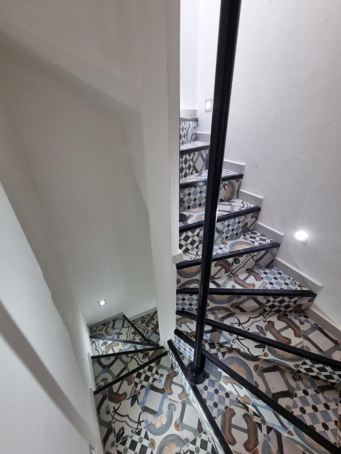Casa Viotti Le Fuoriserie Palermo Bagian luar foto